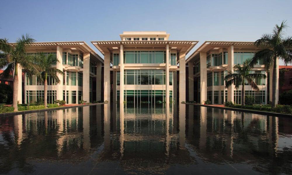 Jaypee Palace Hotel Агра Екстериор снимка