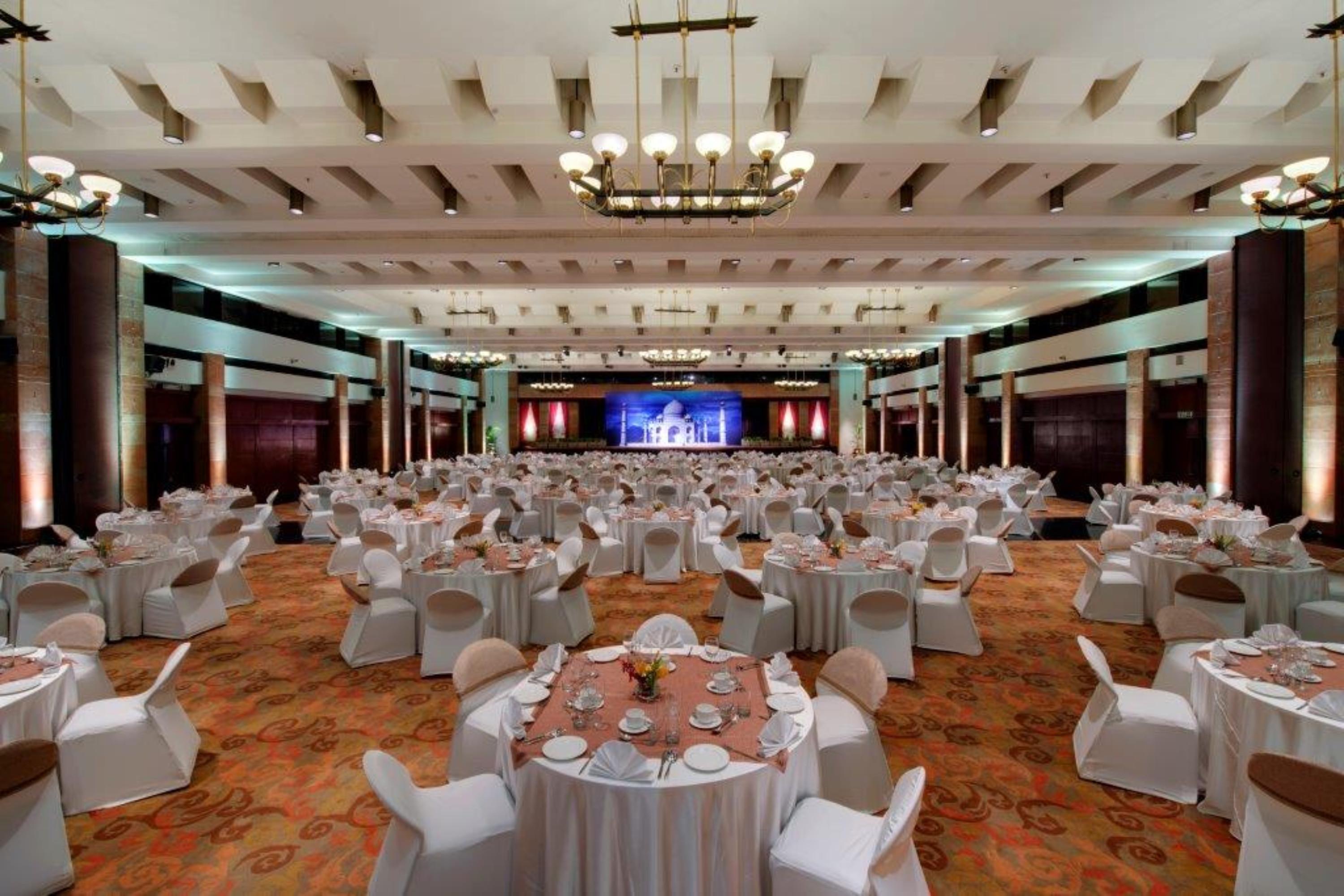 Jaypee Palace Hotel Агра Екстериор снимка