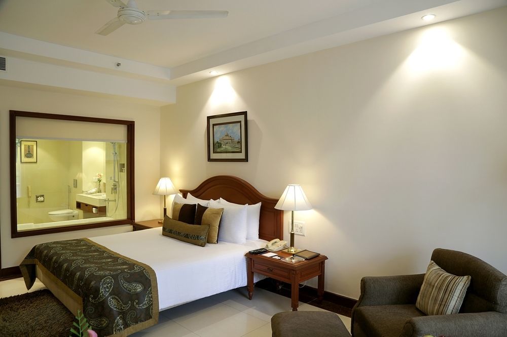 Jaypee Palace Hotel Агра Екстериор снимка