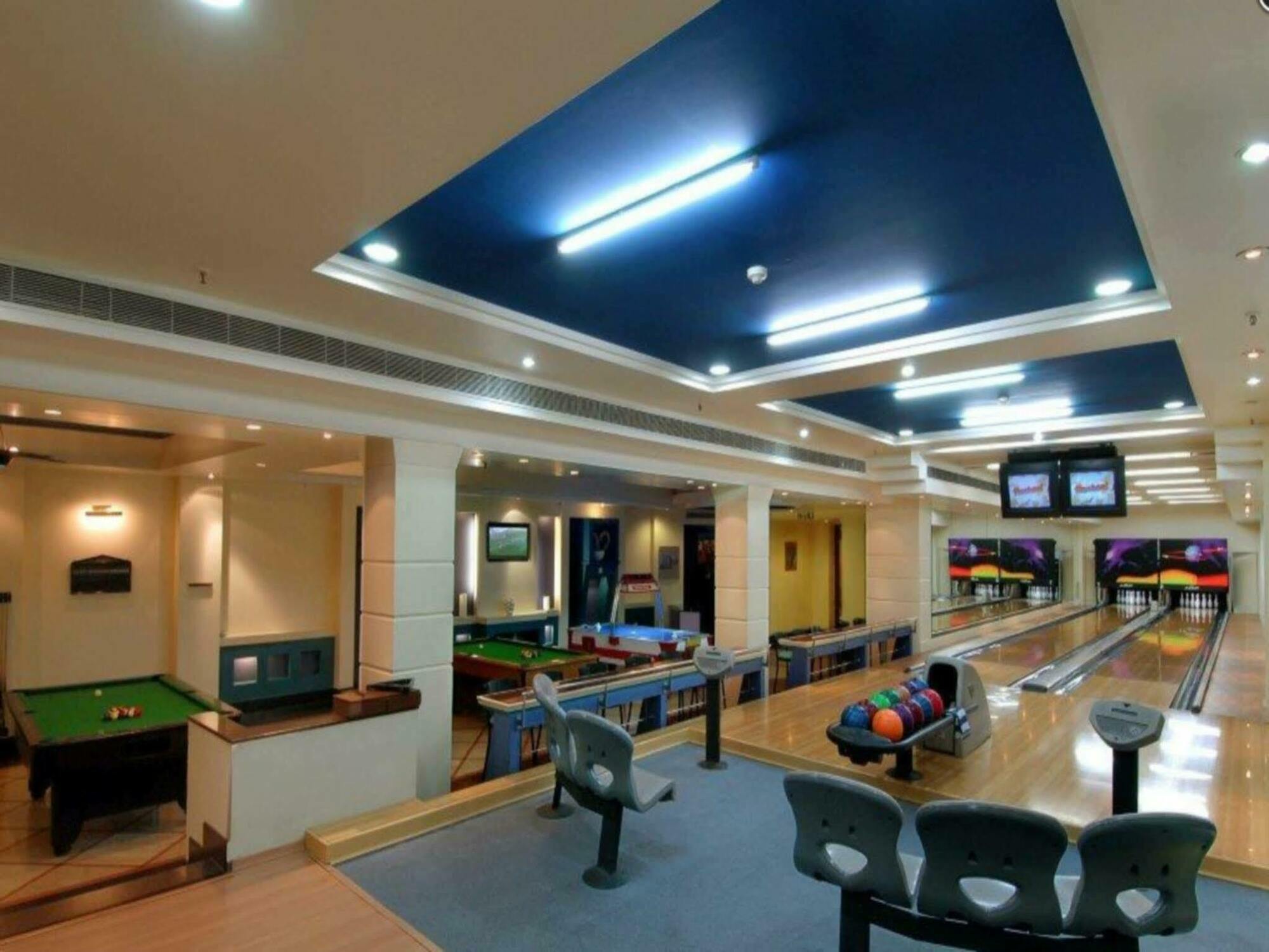 Jaypee Palace Hotel Агра Екстериор снимка